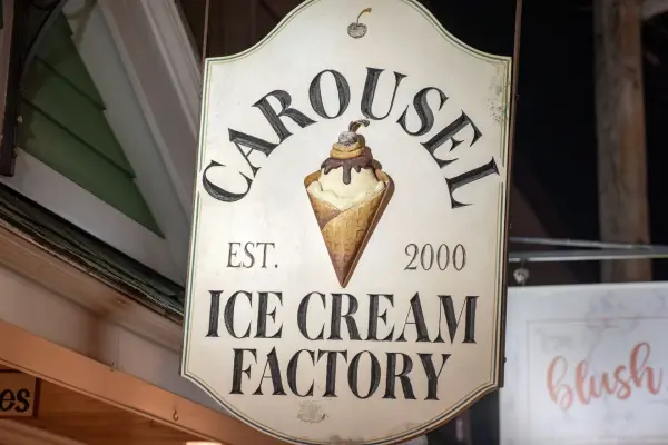 Best Ice Cream on Martha's Vineyard: Every Shop, Flavor & Late-Night Dessert (2026)
