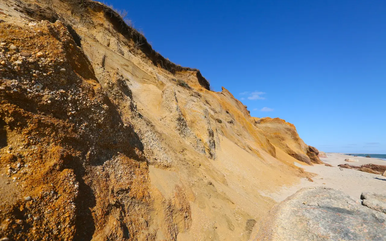 Red clay cliffs above the sand at Lucy Vincent Beach in Chilmark