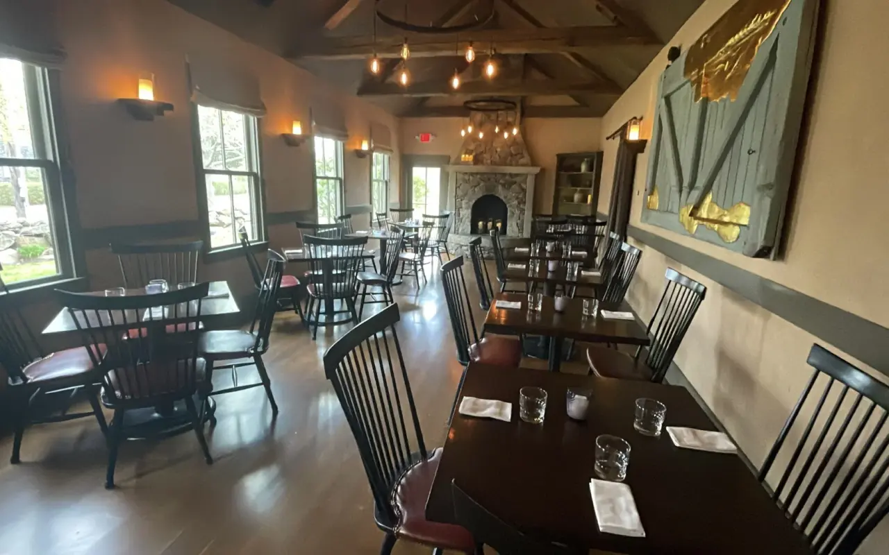 State Road Restaurant West Tisbury Martha's Vineyard