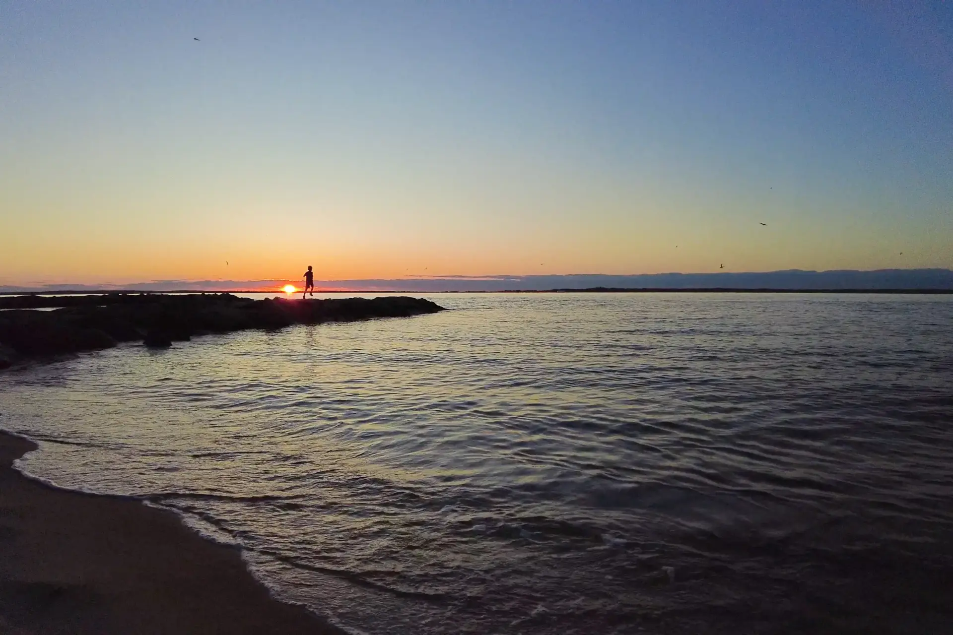 Vineyard Haven MV Sunset Walk - A Scenic Journey with MV Vacation