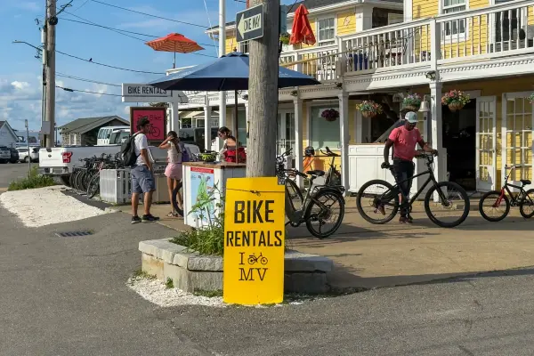 Bike rentals a short walk from the harbor