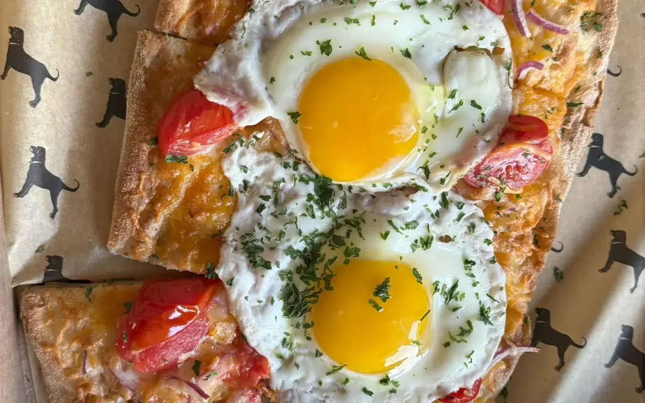 Breakfast pizza at The Black Dog Bakery Cafe in Vineyard Haven