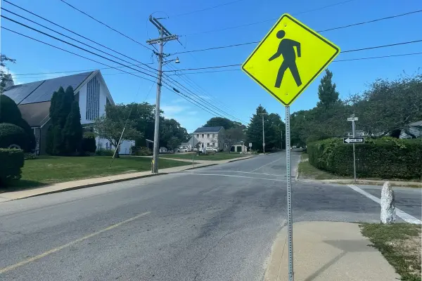 Church Street intersection with pedestrian crossing in Vineyard Haven