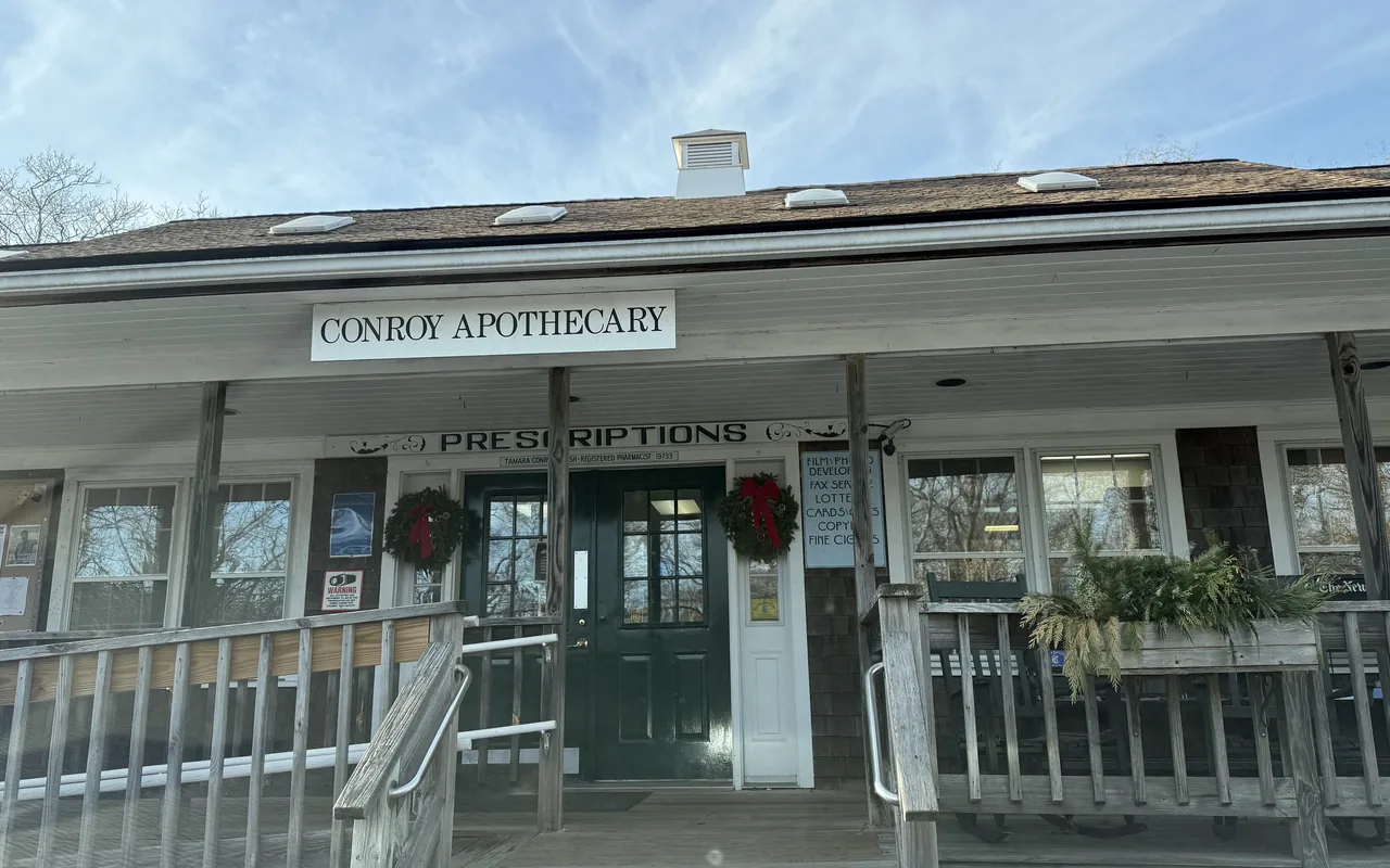 Conroy Apothecary in West Tisbury in winter