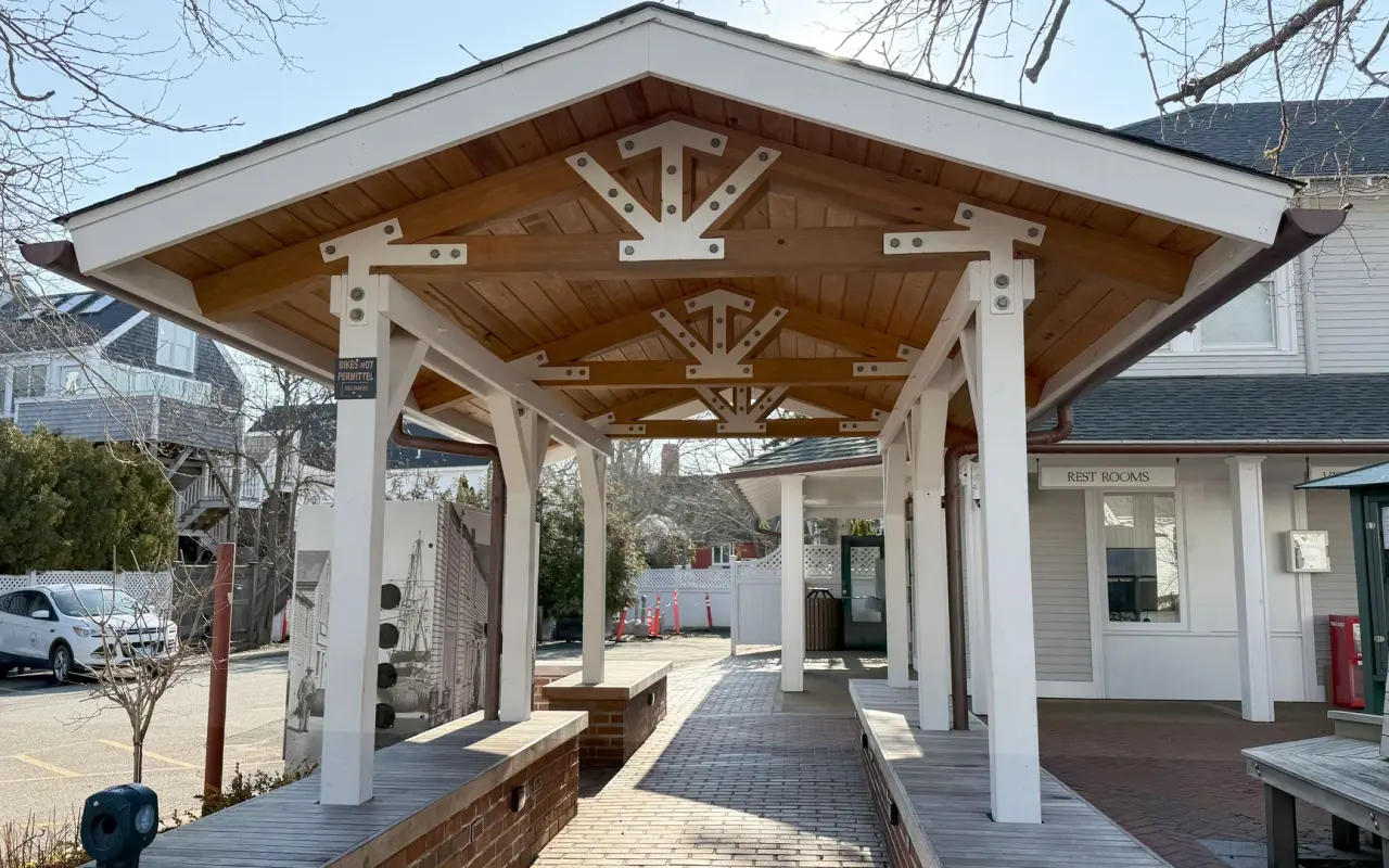 VTA bus stop on Church Street in Edgartown