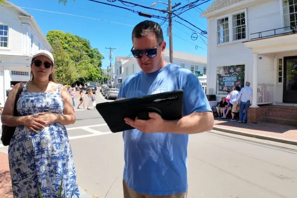 Martha's Vineyard Jaws Tour: Walk the Real Amity Island with a Local Guide