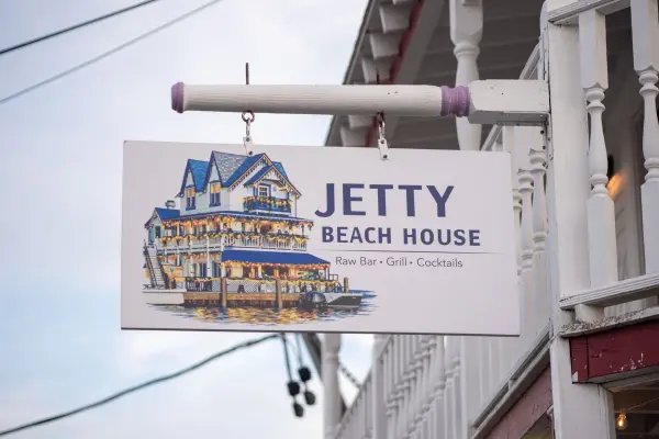 Jetty Beach House, Oak Bluffs
