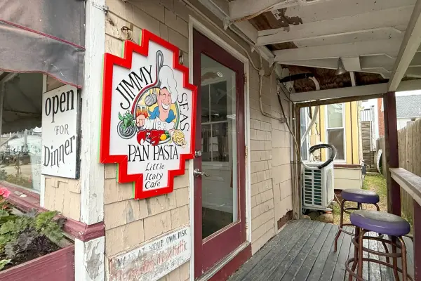 Jimmy Seas Pan Pasta, the little Italy café on Kennebec Avenue