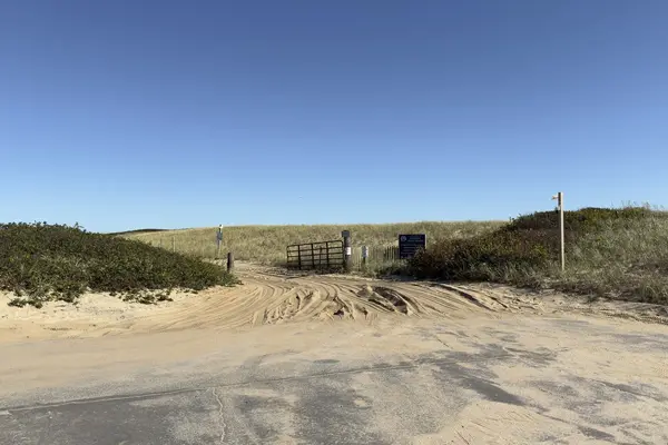 The Norton Point vehicle entrance at the Left Fork
