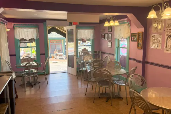 The pink parlor room inside Vineyard's Ice Cream and Coffee Co. on Kennebec Ave.