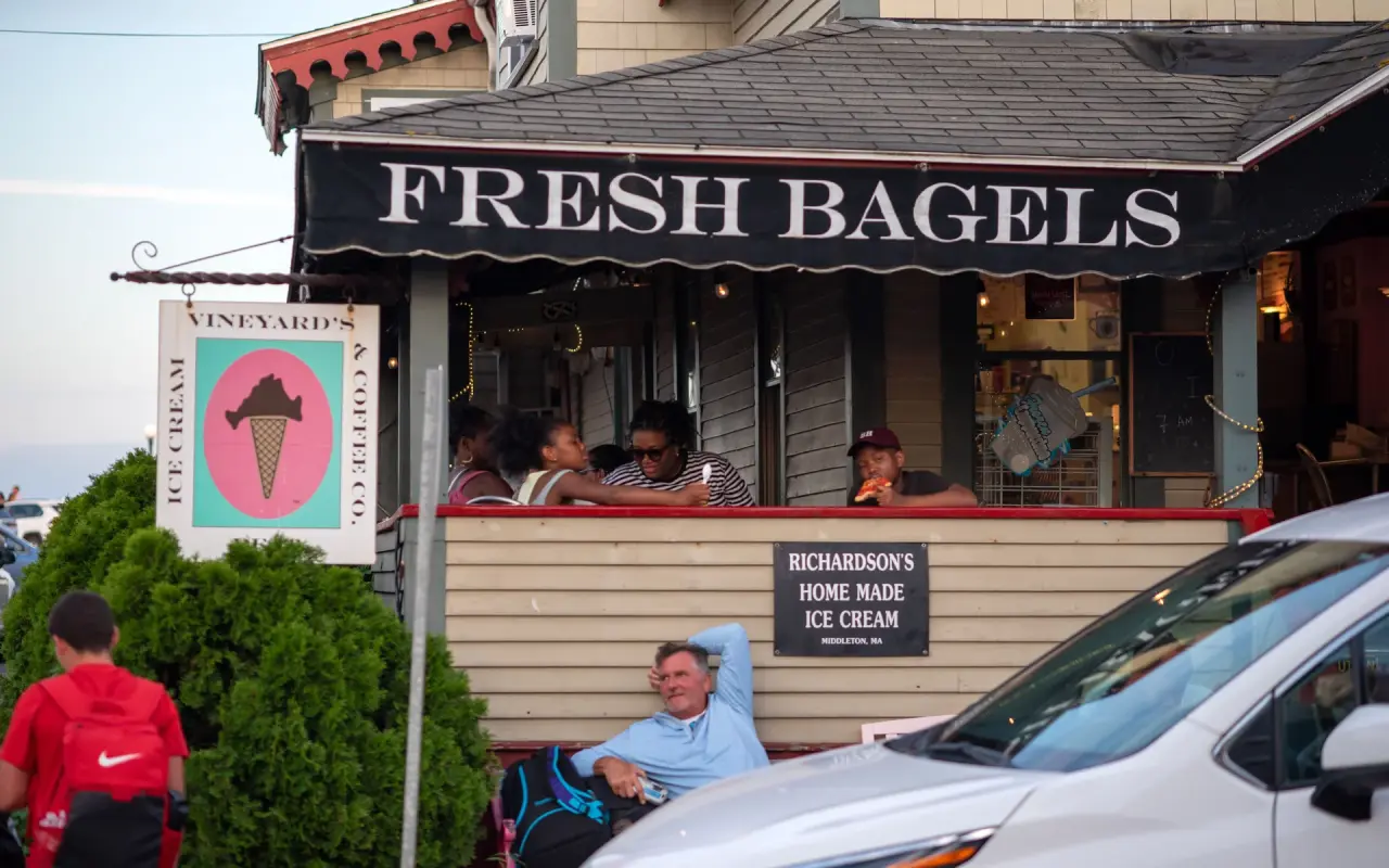 Vineyard's Ice Cream and Coffee Co. porch in Oak Bluffs