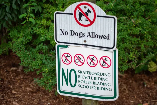 Campground rules at the gate: no dogs, no wheels