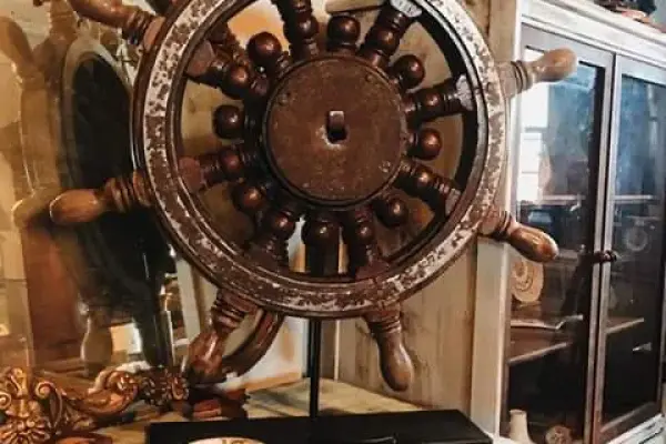 Antique ship steering wheel, Oak Bluffs