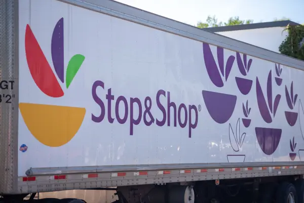 A Stop and Shop trailer in Vineyard Haven