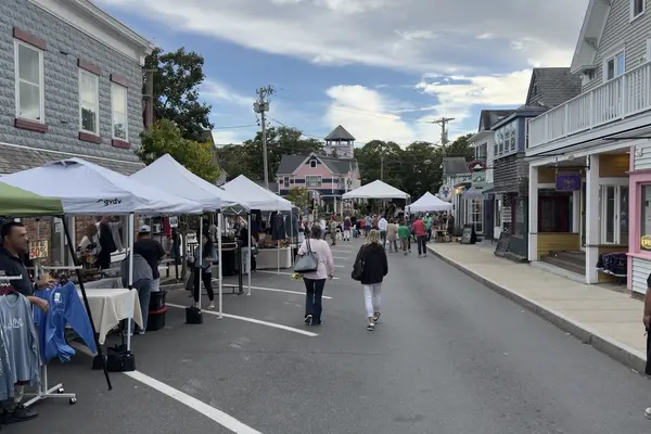 Tivoli Day 2026: Circuit Avenue closed to cars, tents in the parking spaces