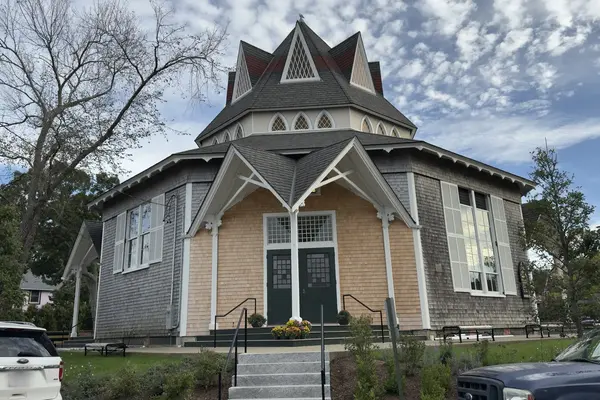 Union Chapel, the octagonal 1870 chapel at the head of Circuit Avenue