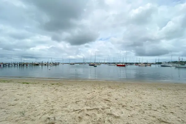 Overcast day at VH harbor