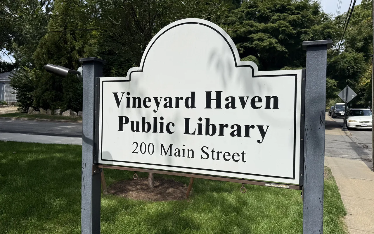 Vineyard Haven Public Library sign at 200 Main Street