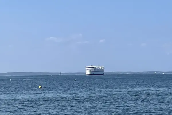 The Cheapest Way to Get to Martha's Vineyard: Every Boat, Bus and Parking Lot Priced (2026)